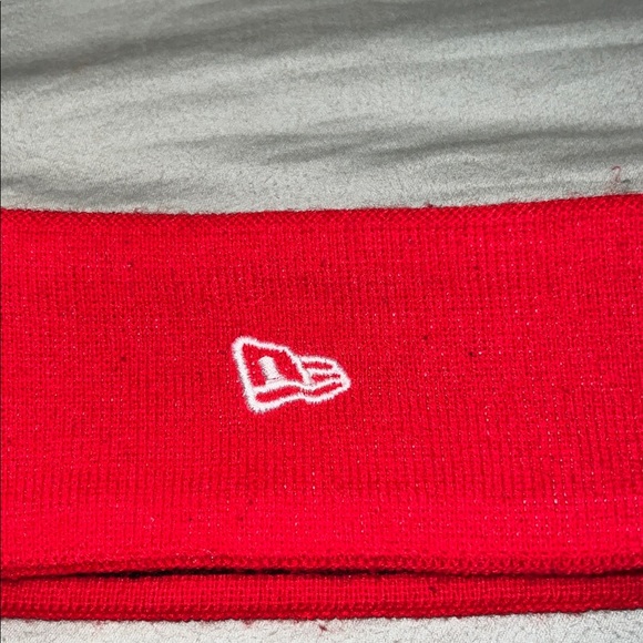 Supreme Vibrant Red Logo Headband - Picture 2 of 5